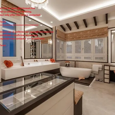 Beachfront 6 Bedrooms Luxury Penthouse In Marbella Apartment *